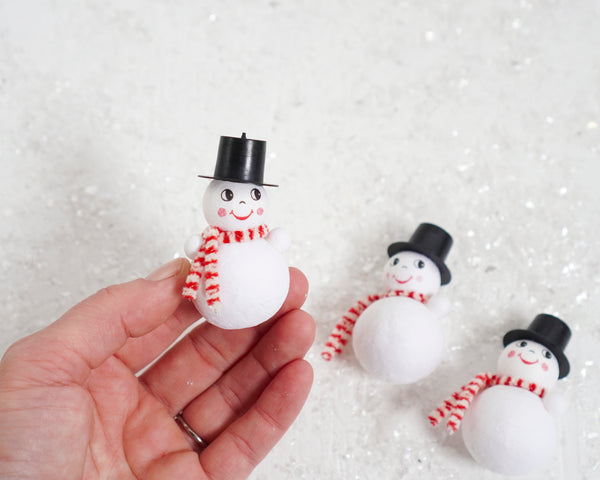 How to make adorable Felt Snowman Figurines - SPUNNYS TUTORIAL