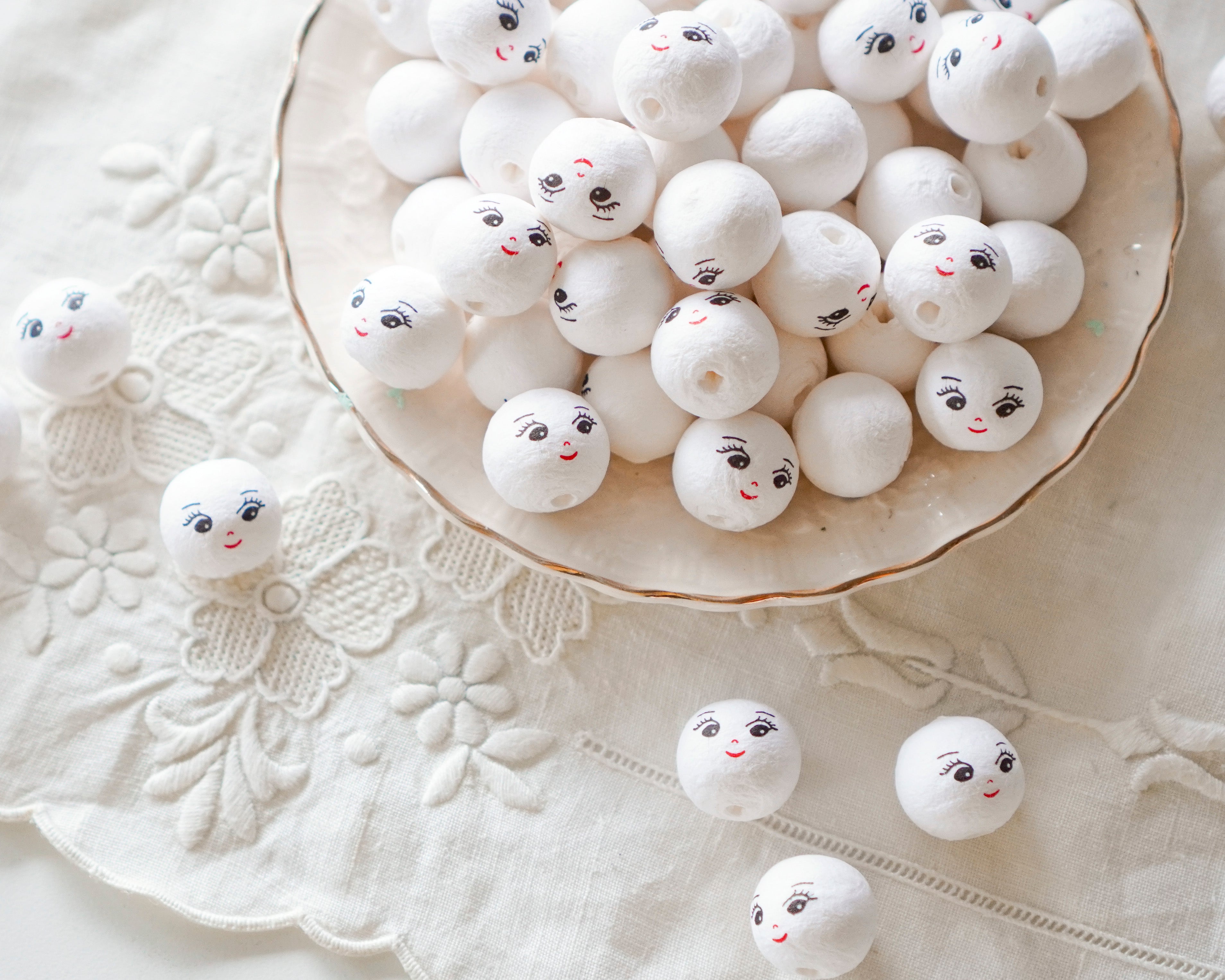 Mini Spun Cotton Heads: CHARM - 18mm Vintage-Style Cotton Doll Heads, 12  Pcs.