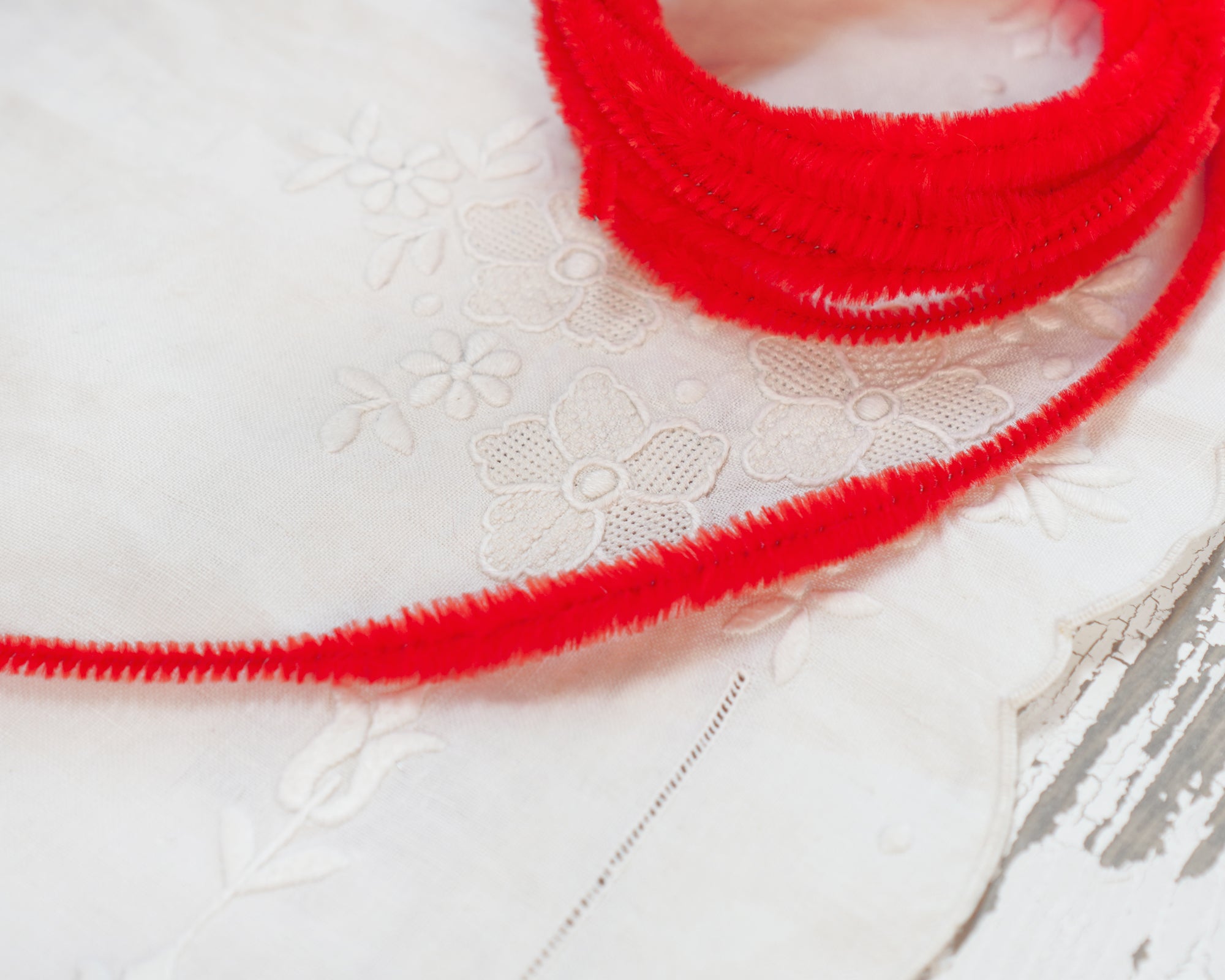 Long Skinny Bump Chenille - Christmas Red Pipe Cleaner Wired Craft Trim, 3 Yds.