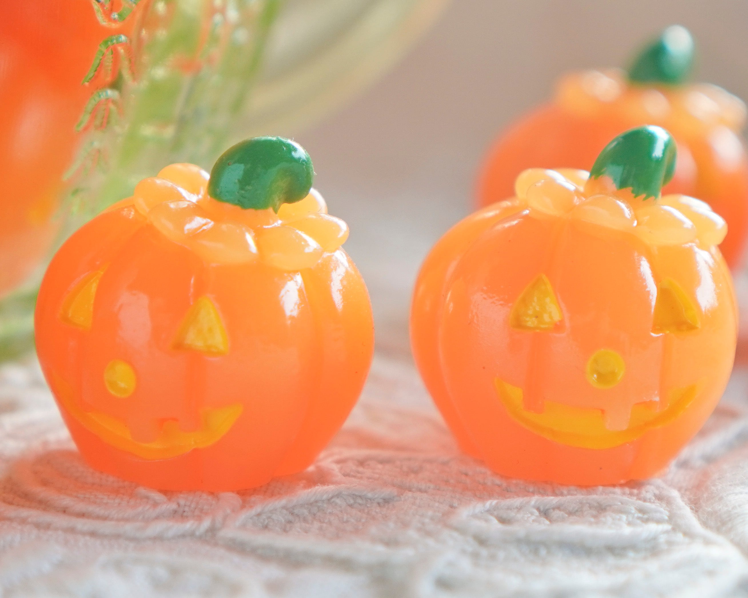 Miniature Jack o Lanterns - 1:12 Dollhouse Mini Plastic Pumpkins, 8 Pcs.