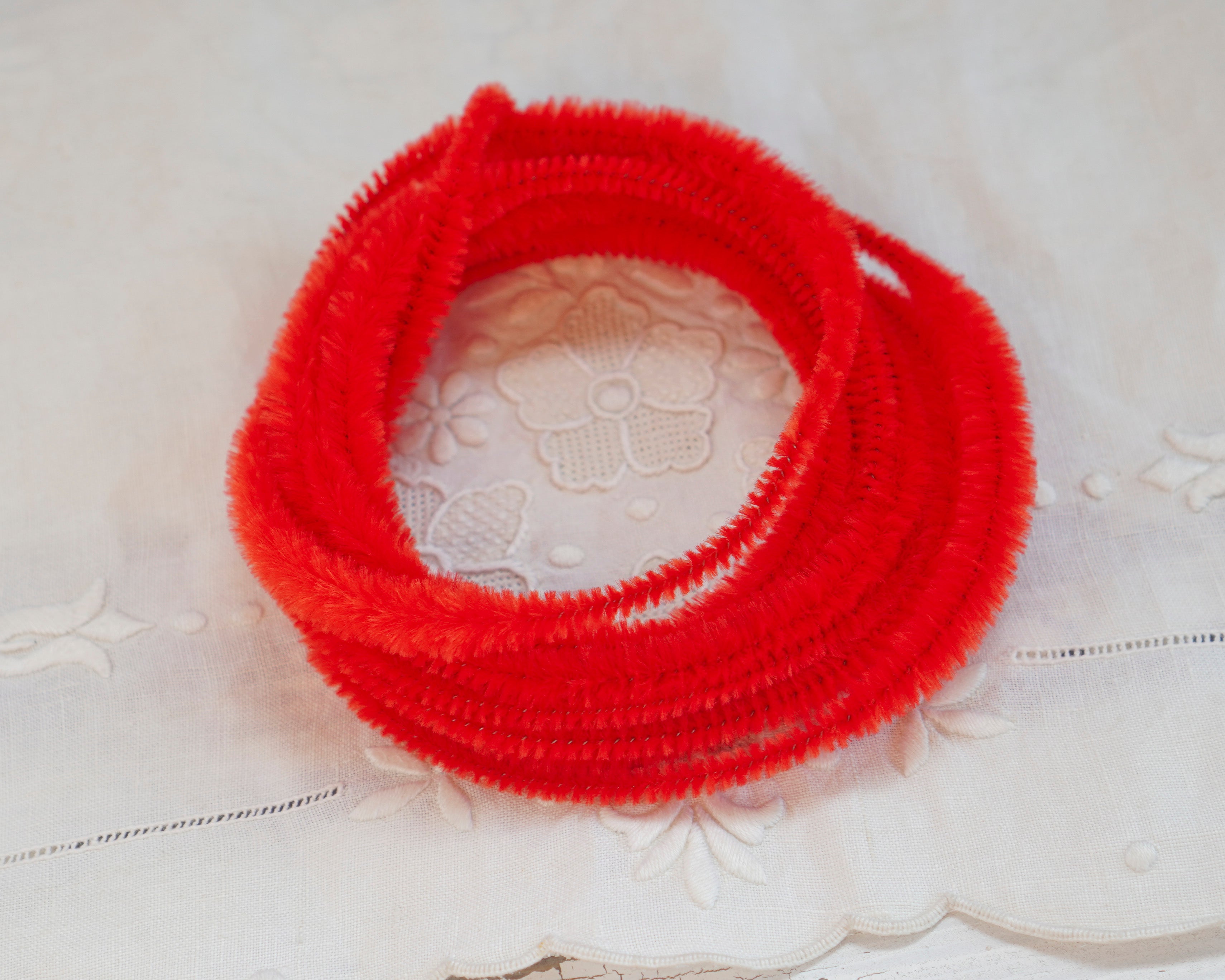 Long Skinny Bump Chenille - Christmas Red Pipe Cleaner Wired Craft Trim, 3 Yds.