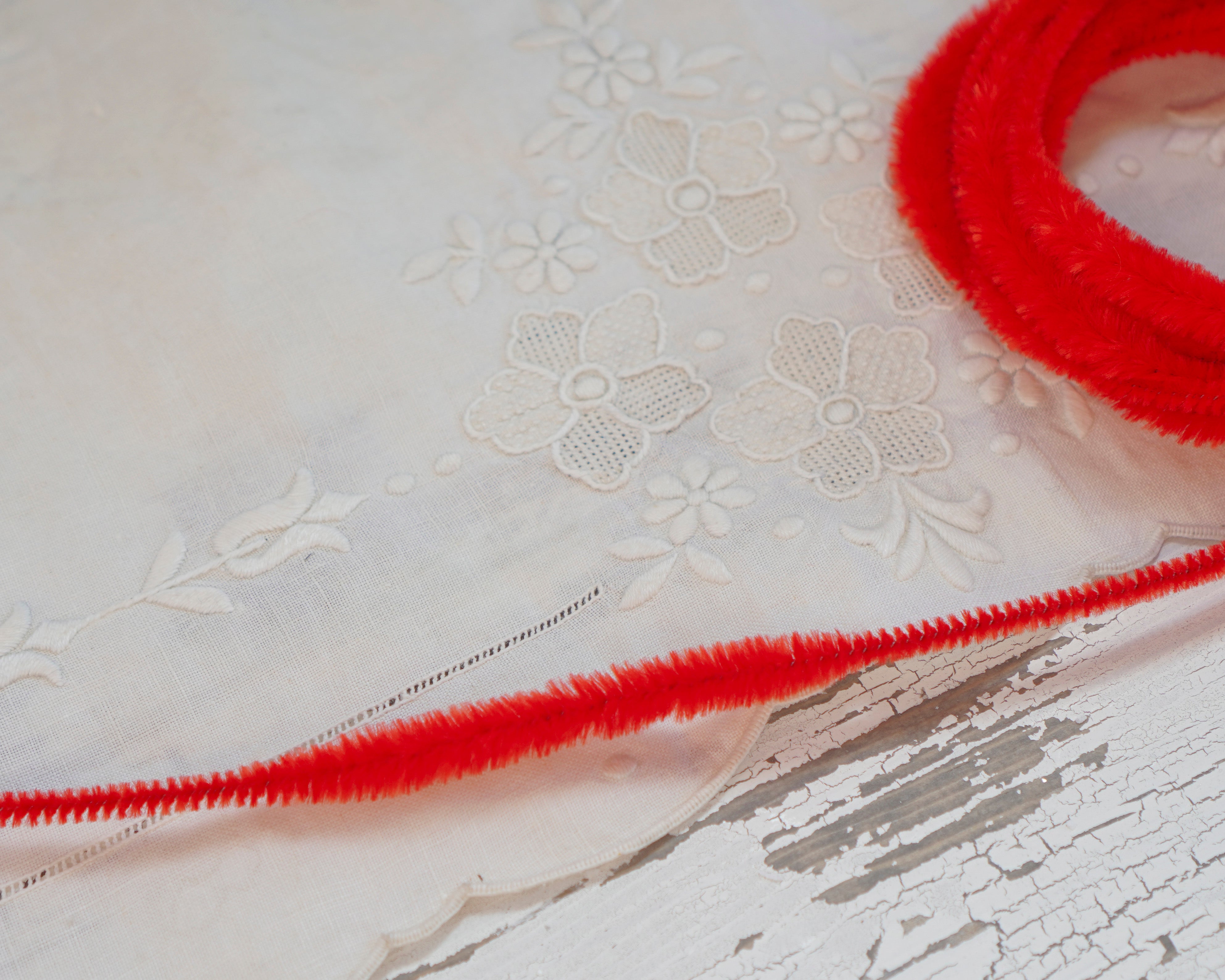 Long Skinny Bump Chenille - Christmas Red Pipe Cleaner Wired Craft Trim, 3 Yds.