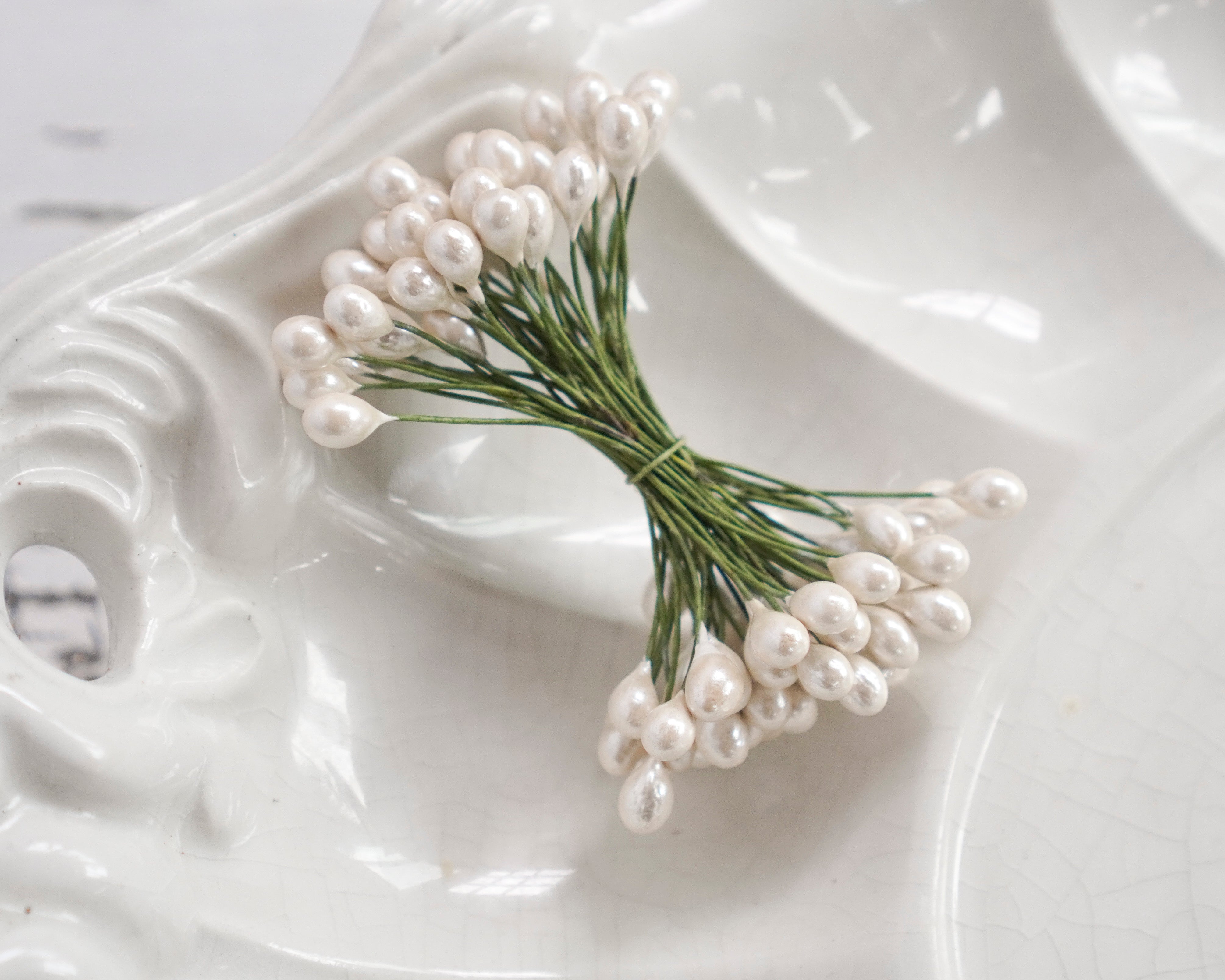 Ivory Pearl Berry Stamens, 50 Pcs.