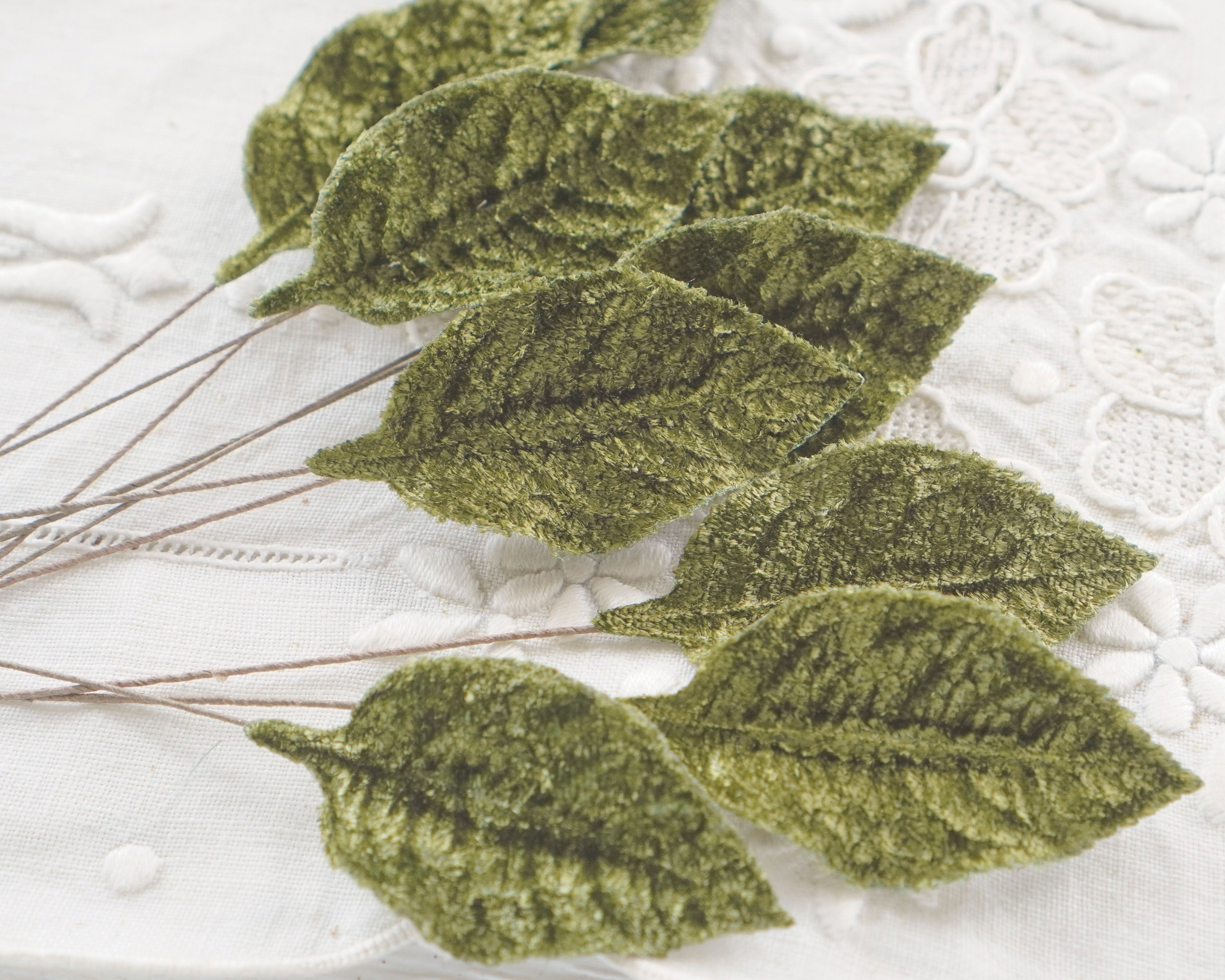 Dark Moss Green Velvet Leaves, Medium, 10 Pcs.